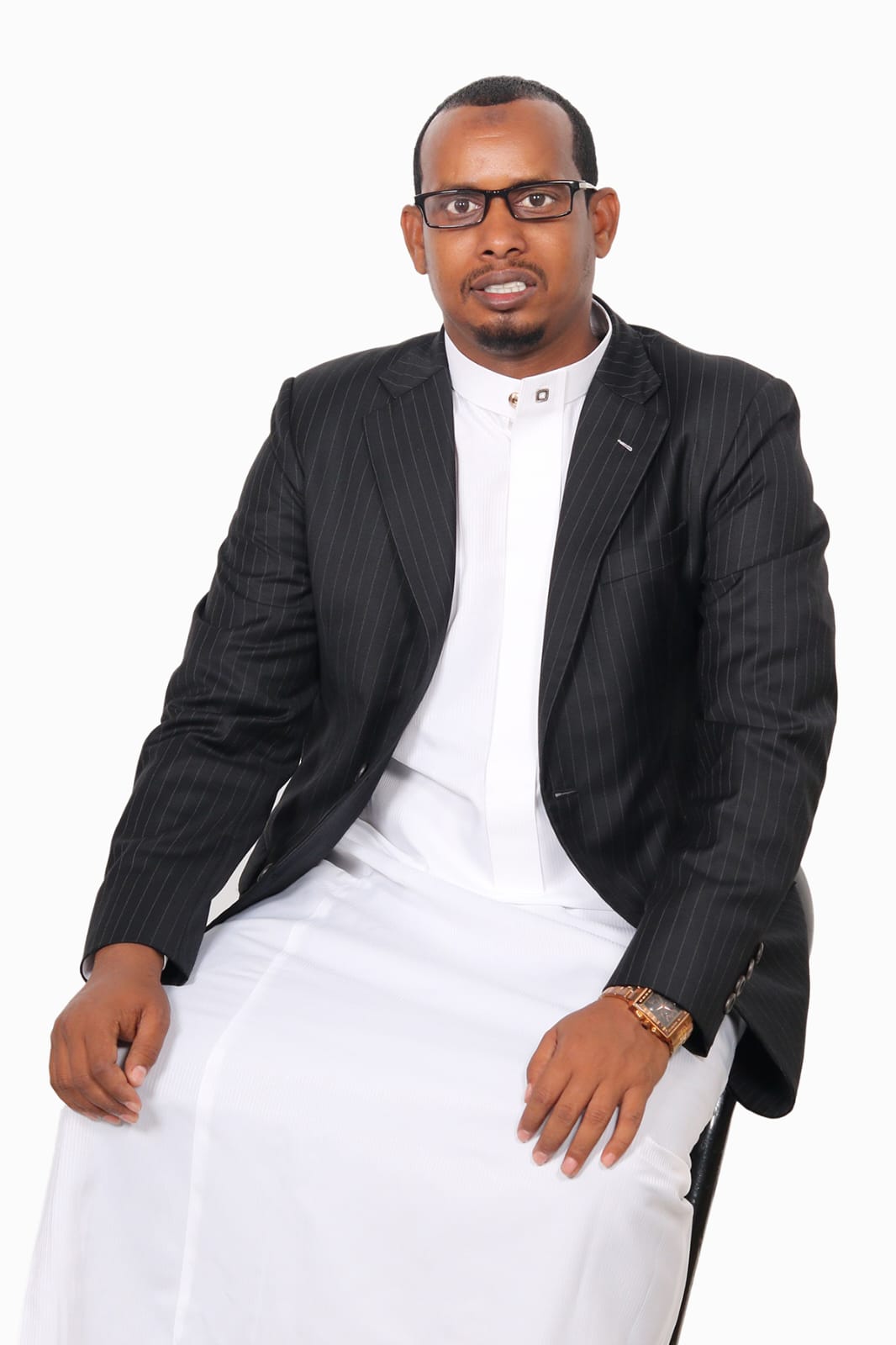 CEO — formal portrait with traditional attire